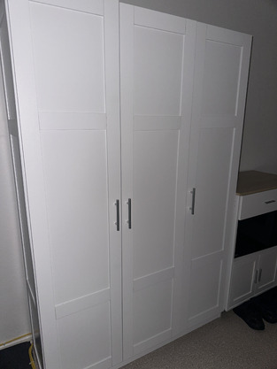 review image 0
