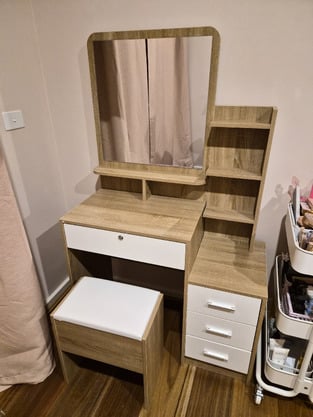 review image 0