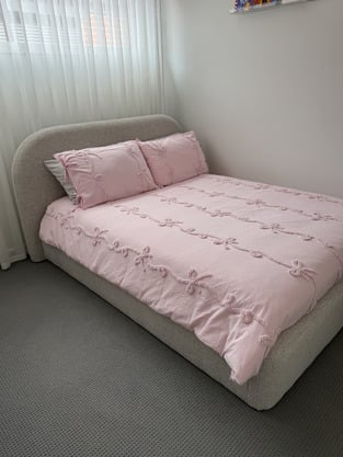 review image 0