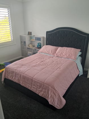 review image 0