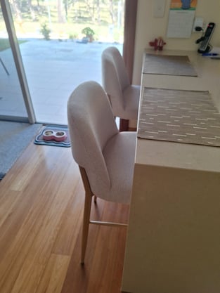 review image 0
