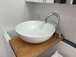 review image 0