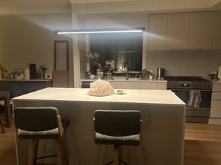 review image 0