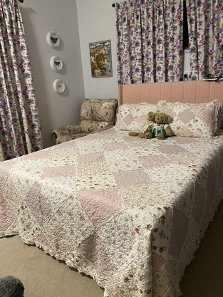 review image 0