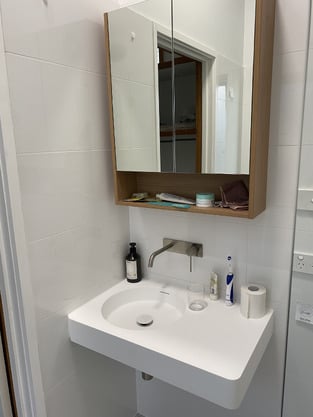 review image 0