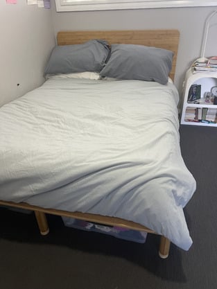 review image 0