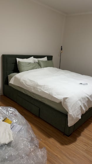 review image 0