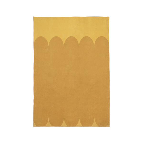Yellow rug with cream leaves